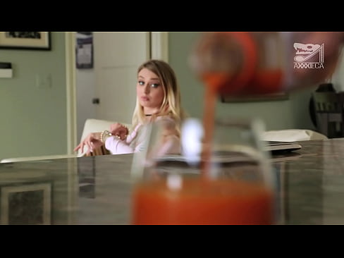 ❤️ Vruća djevojka s velikim sisama i tijesnom macom dobiva kurac od gubitnika, ali vrlo teško ☑  Seks kod nas hr.serviporno.ru ️❤